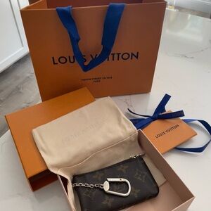 Louis Vuitton Brown Wallet Iconic Monogram Design